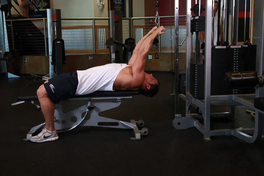 Flat-Bench High-Pulley Grip Curl